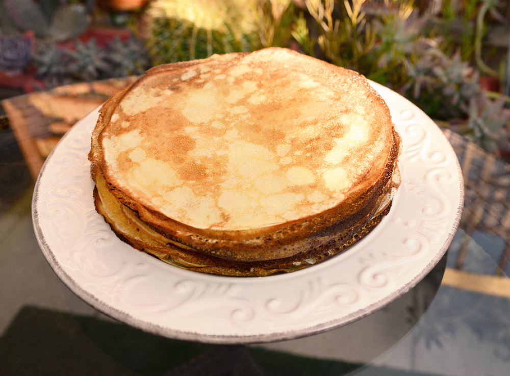 Anisata Apple and Sour Cream Pancakes