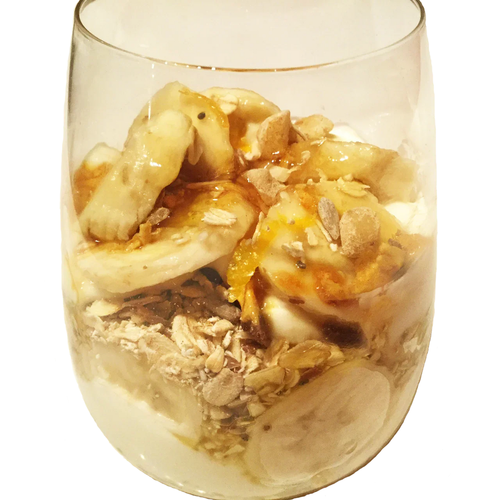 SuperDooper Breakfast Bowl with Kakadu Plum Superfruit Powder