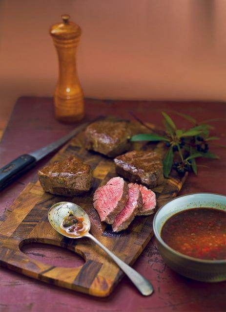 Outback Spirit Herbs and Salts Mountain Pepper Tin 30g